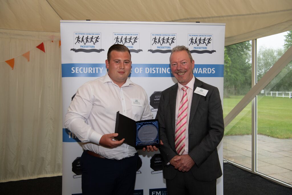 Aaron Page-Baldwin receives Security Officer of Distinction award at the ACS Pacesetters Event